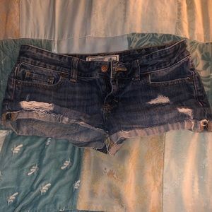 Vintage VS PINK jean shorts, size 2